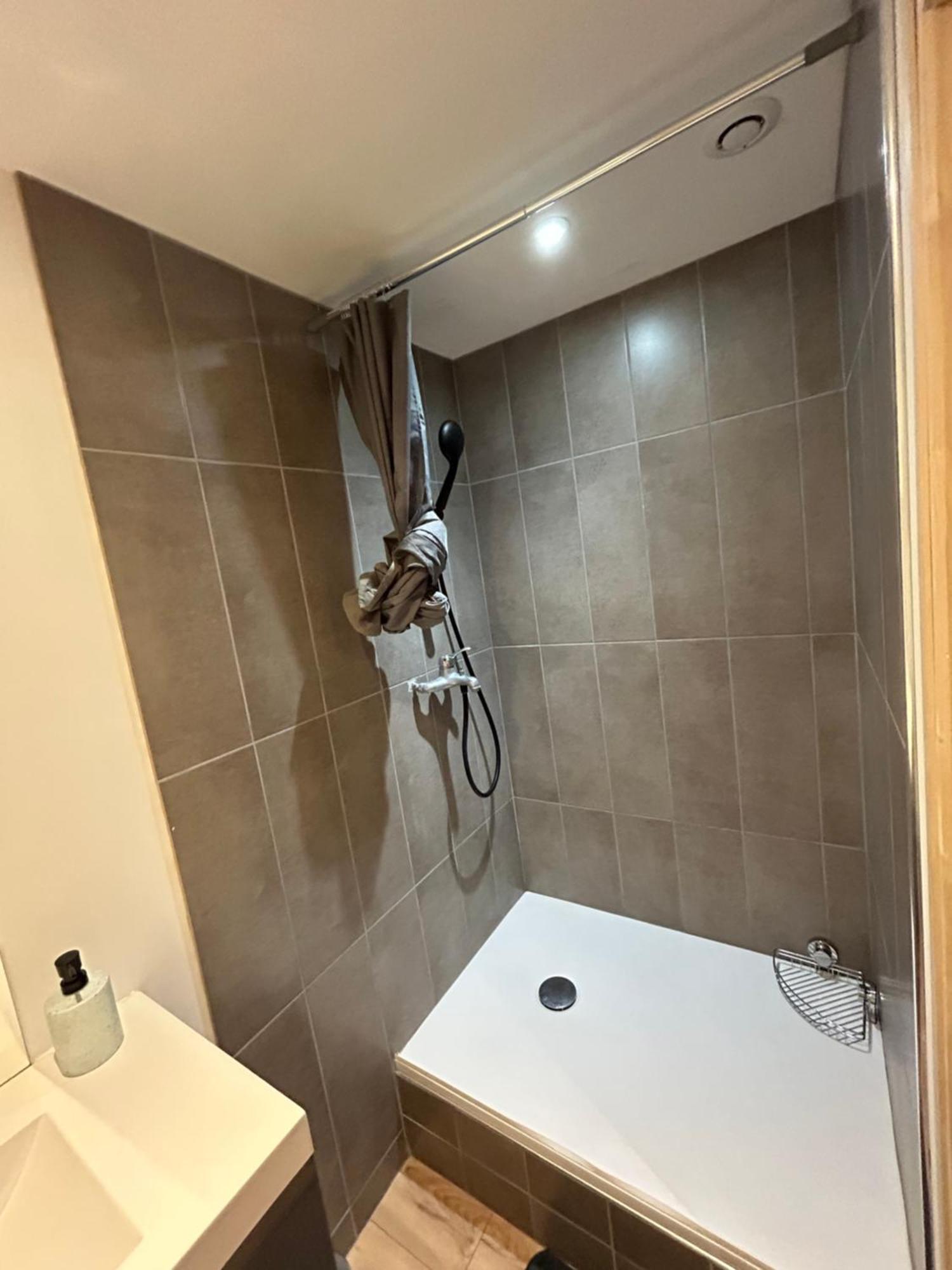 Appartement Armentieres Proche Gare ภายนอก รูปภาพ